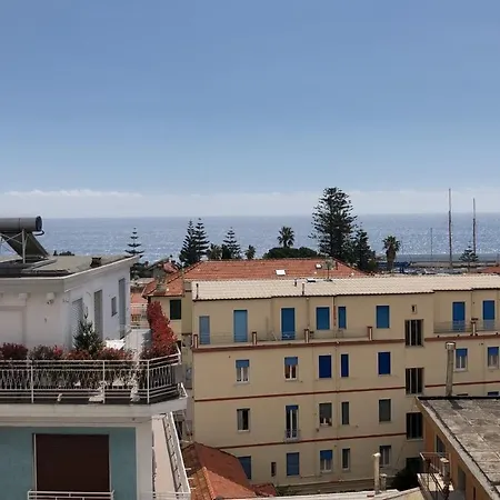 Da Mariella Case Vacanza - Bilocale Sunset Vista Mare Sanremo Exterior photo